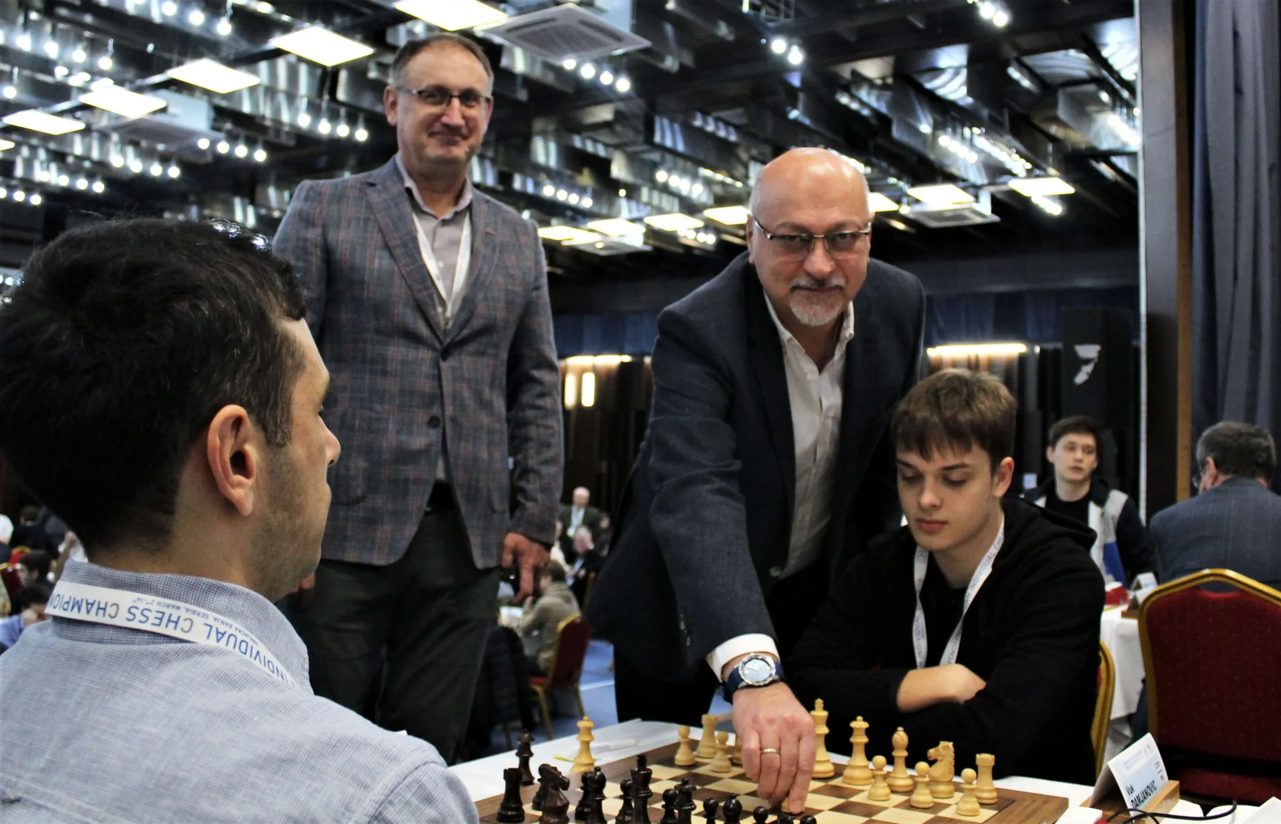 Alexey Sarana wins Junior U21 Round Table Championship